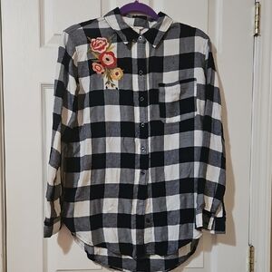 Forever 21 Black and White Plaid Shirt